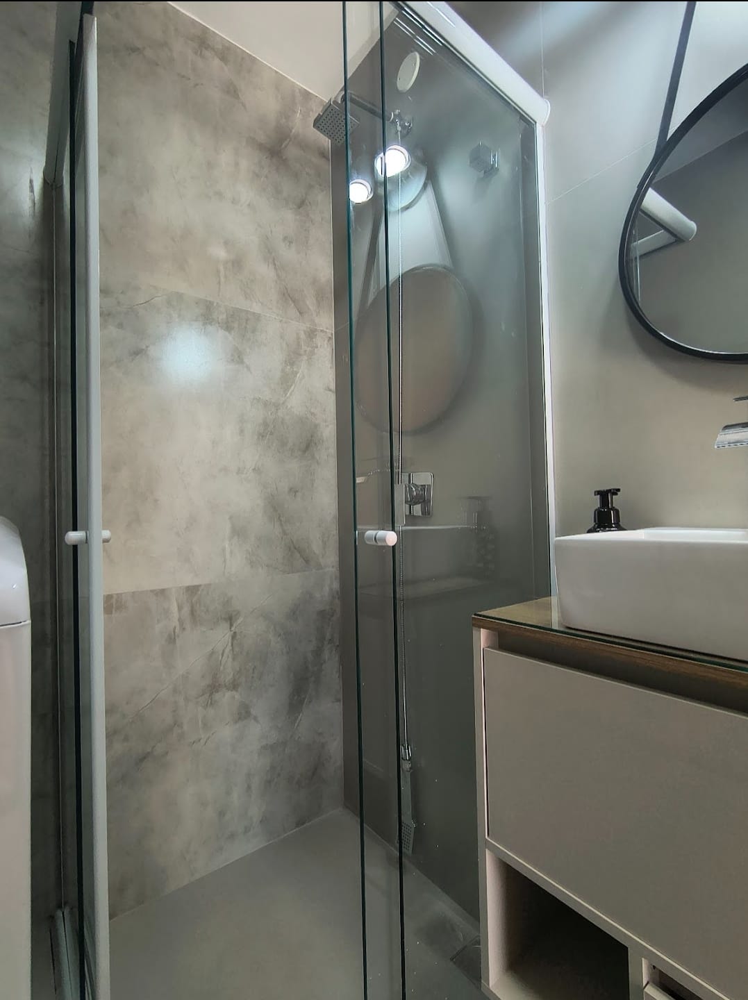 Apartamento a venda Copacabana quarto e sala .